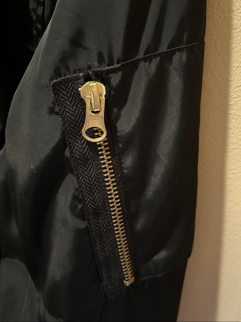 Le3no Bomber Jacket - Picture 4 of 5